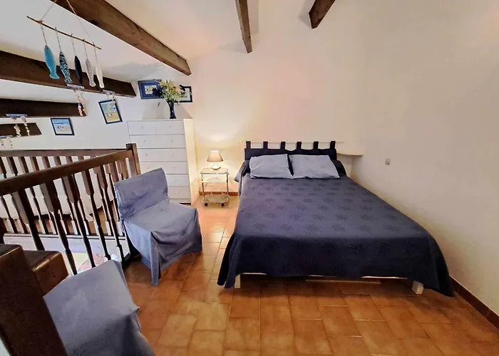 Confortable Pour 6 Avec Terrasse Et Accès Direct à - Fr-1-326-819 Appartamento