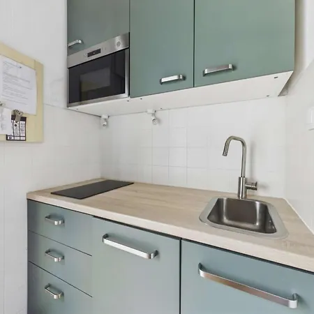 Apartment Confortable Pour 6 Avec Terrasse Et Acces Direct A - Fr-1-326-819 Marseillan (Herault)